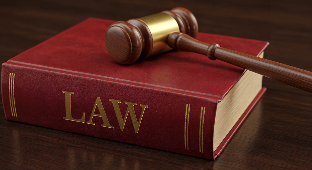 وکیل پایه یک دادگستری